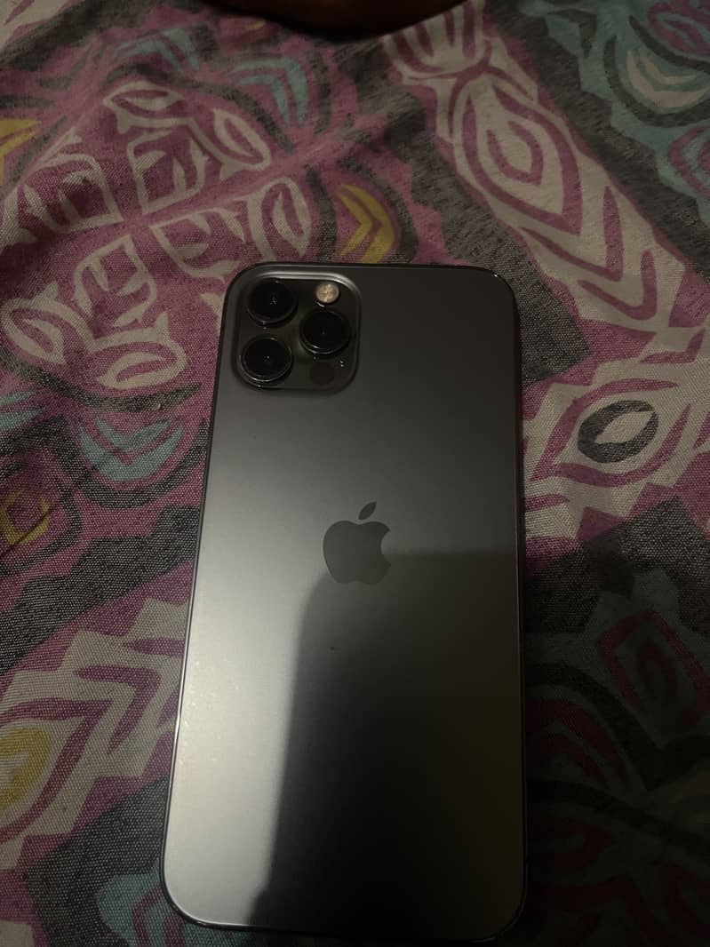 Apple iPhone 12 Pro 2