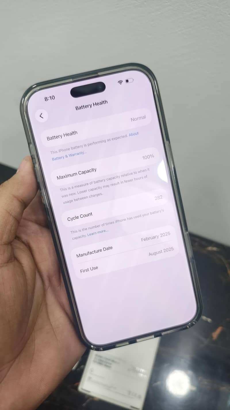 Apple iPhone 16 Pro Max JV 4