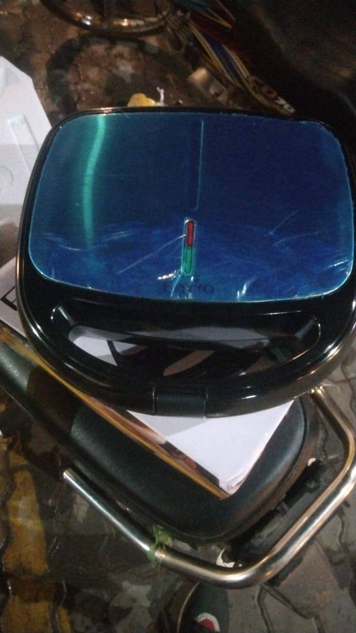 sandwich maker 1