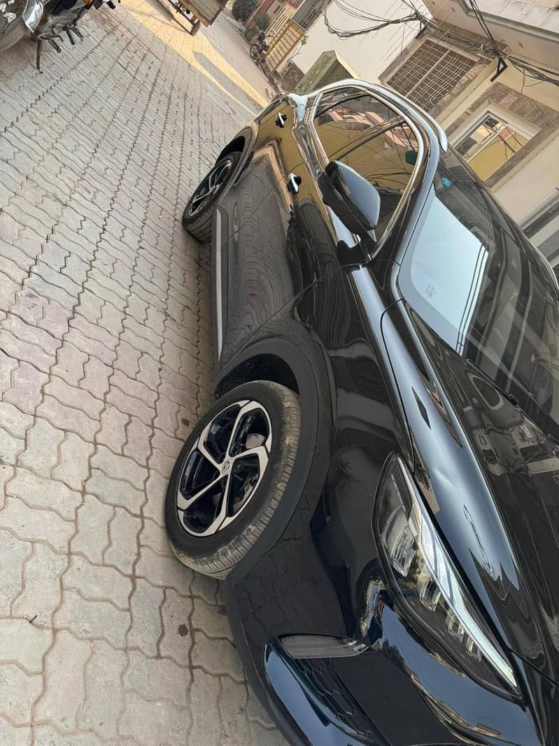 MG PHEV 1