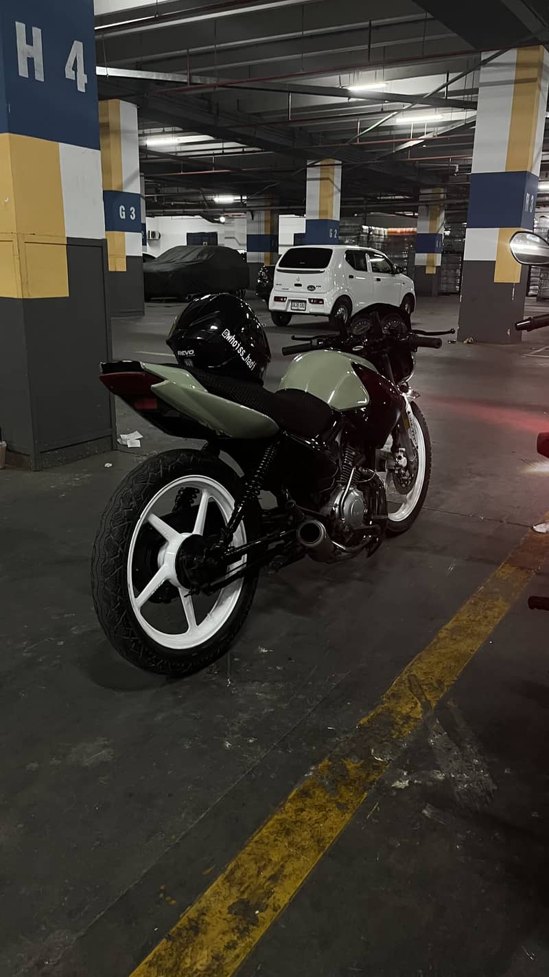 Yamaha YBR modified 3
