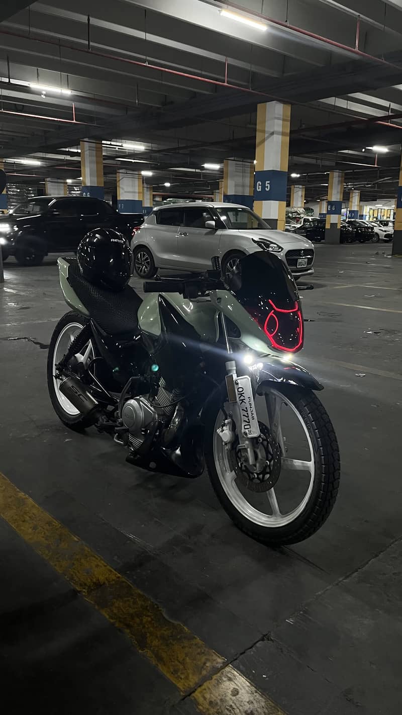 Yamaha YBR modified 4