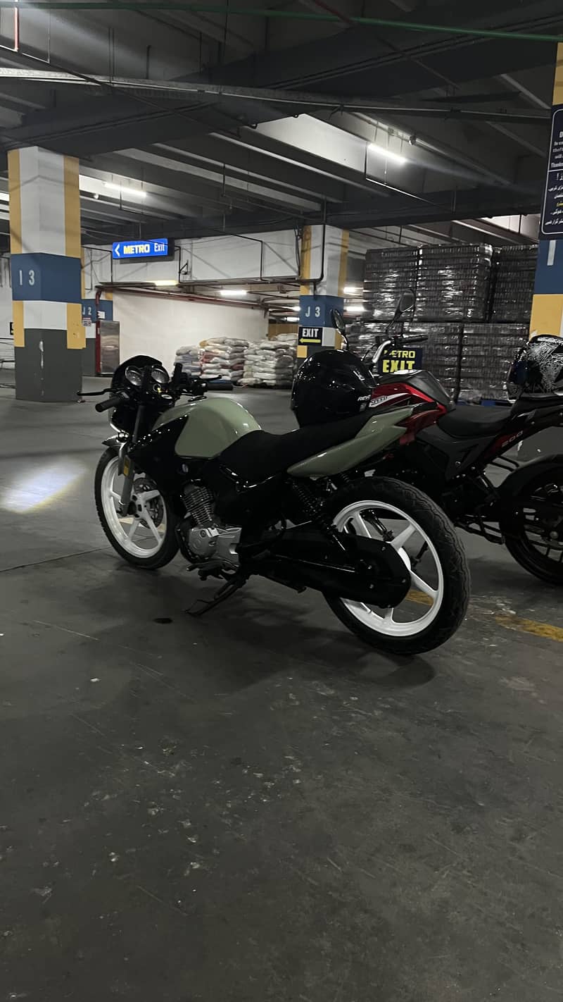 Yamaha YBR modified 5