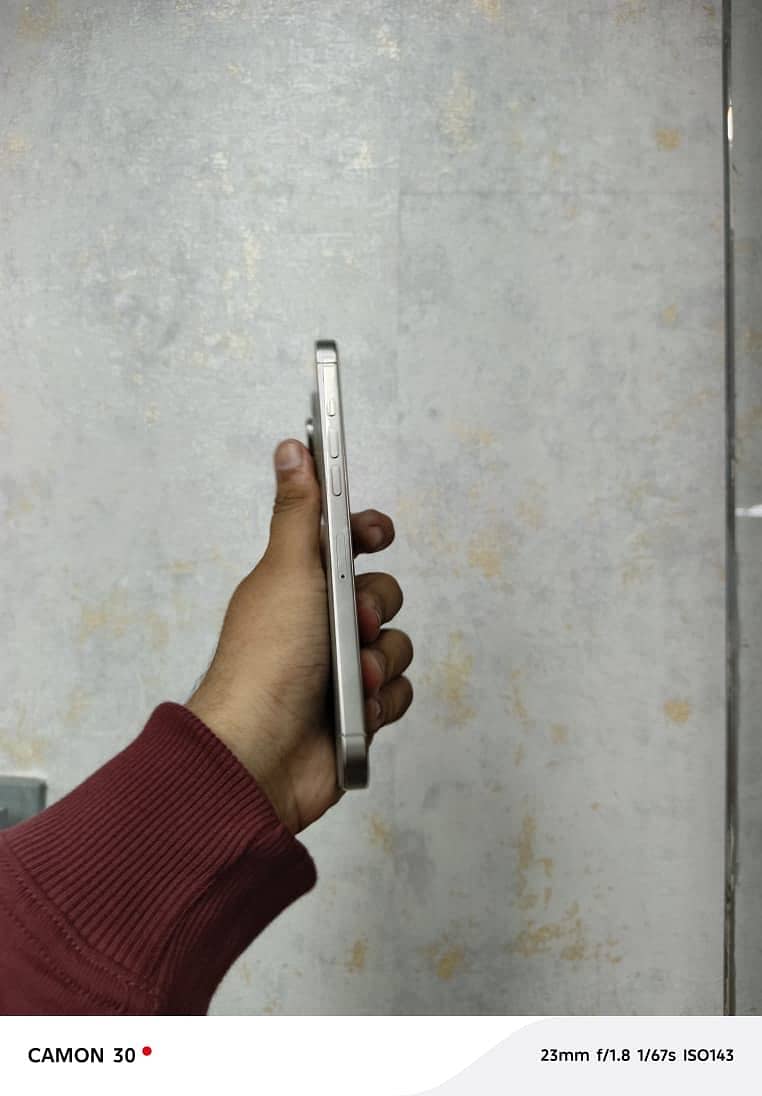 Iphone 16 pro max 1