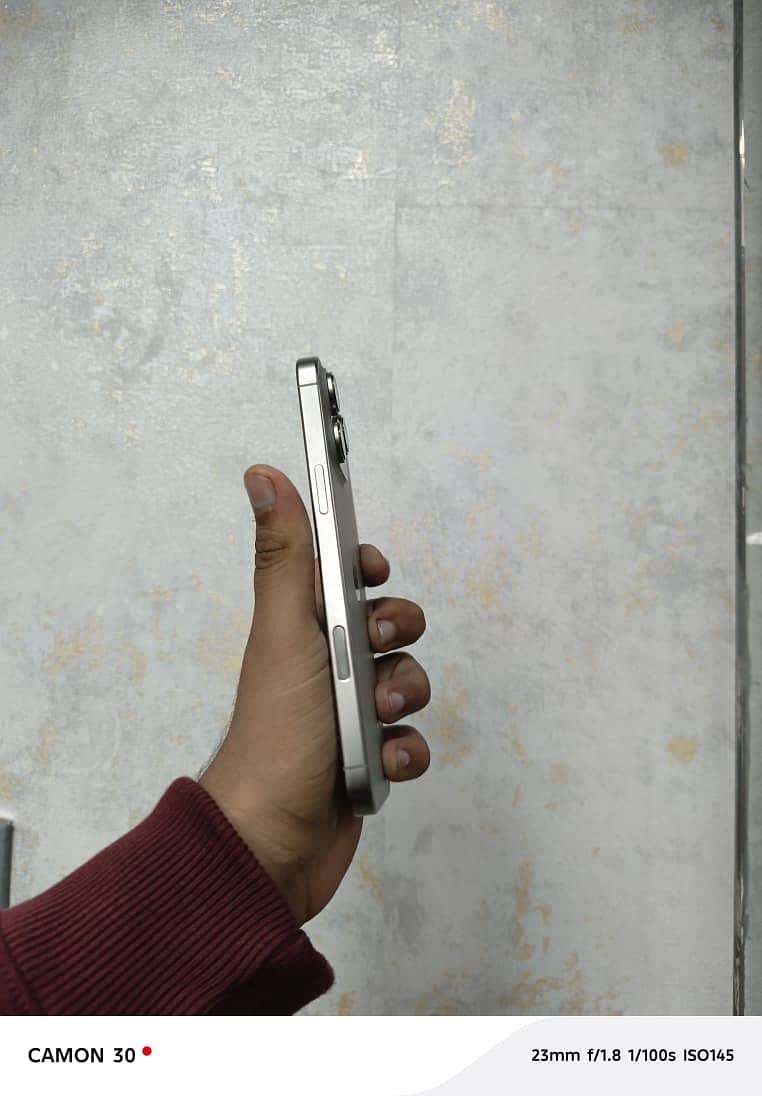 Iphone 16 pro max 2