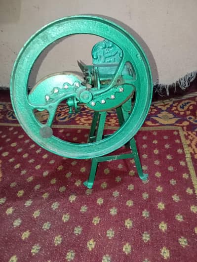 Saag Palak Cutter Machine – Excellent Condition, Only 2 Times Used