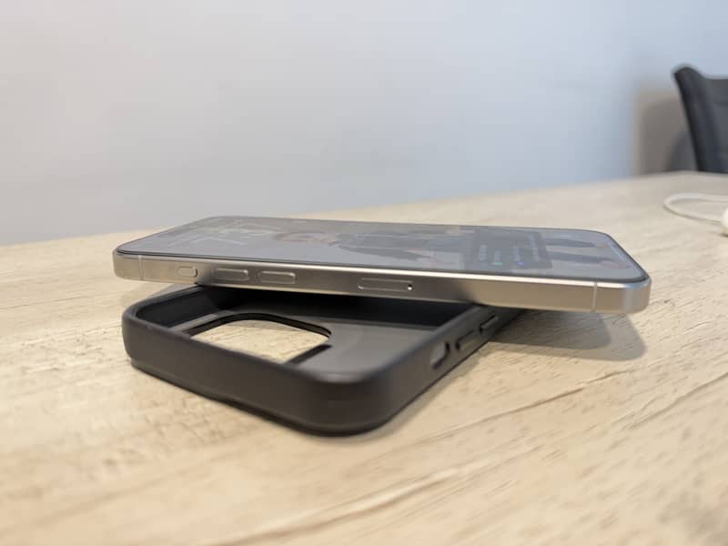 Apple iPhone 15 Pro Max 1