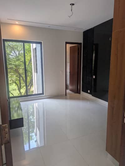 Signature Townhouse For Sale In Etihad Town Phase 1 Lahore | No Bank Lease | Chapter 2.0 A New Chapter Of Elegant Living