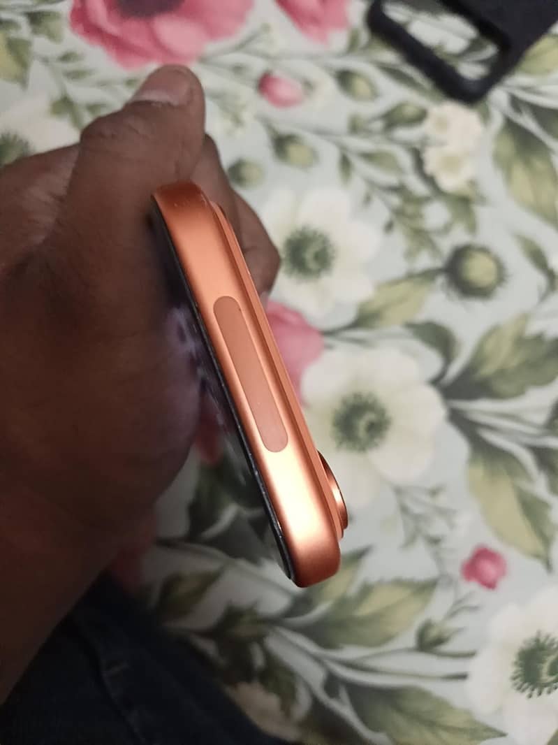 Apple iPhone 17 Pro Max 5