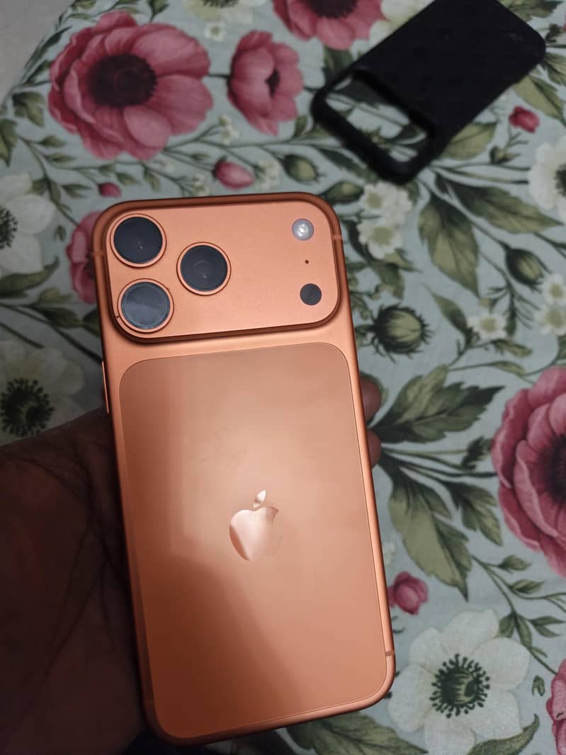 Apple iPhone 17 Pro Max 8