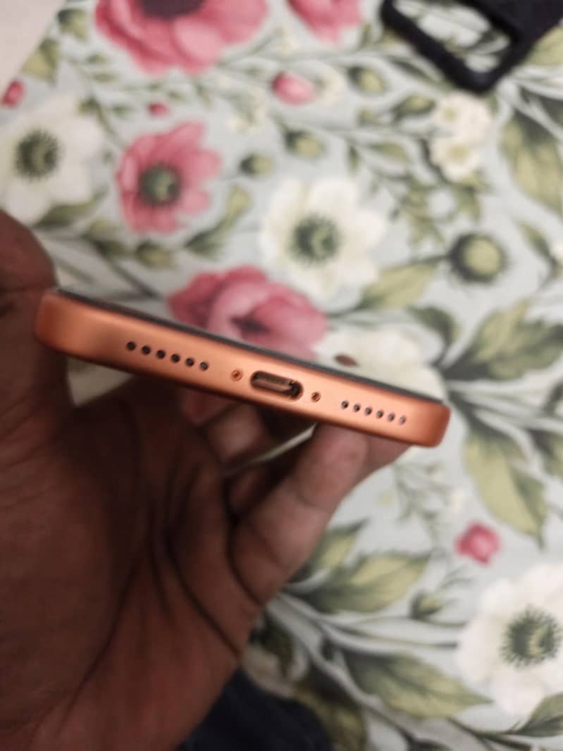 Apple iPhone 17 Pro Max 9