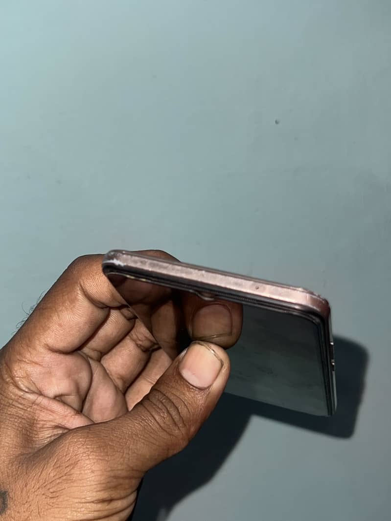 Vivo V23e 3