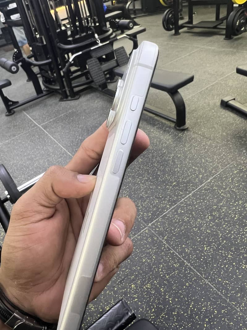 Apple iPhone 17 Pro Max 7