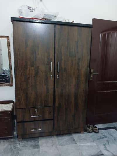wardrobes almari  good quality