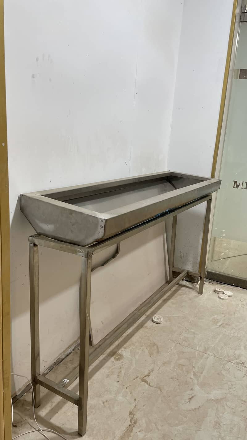 Barbecue stand (BBQ) 2