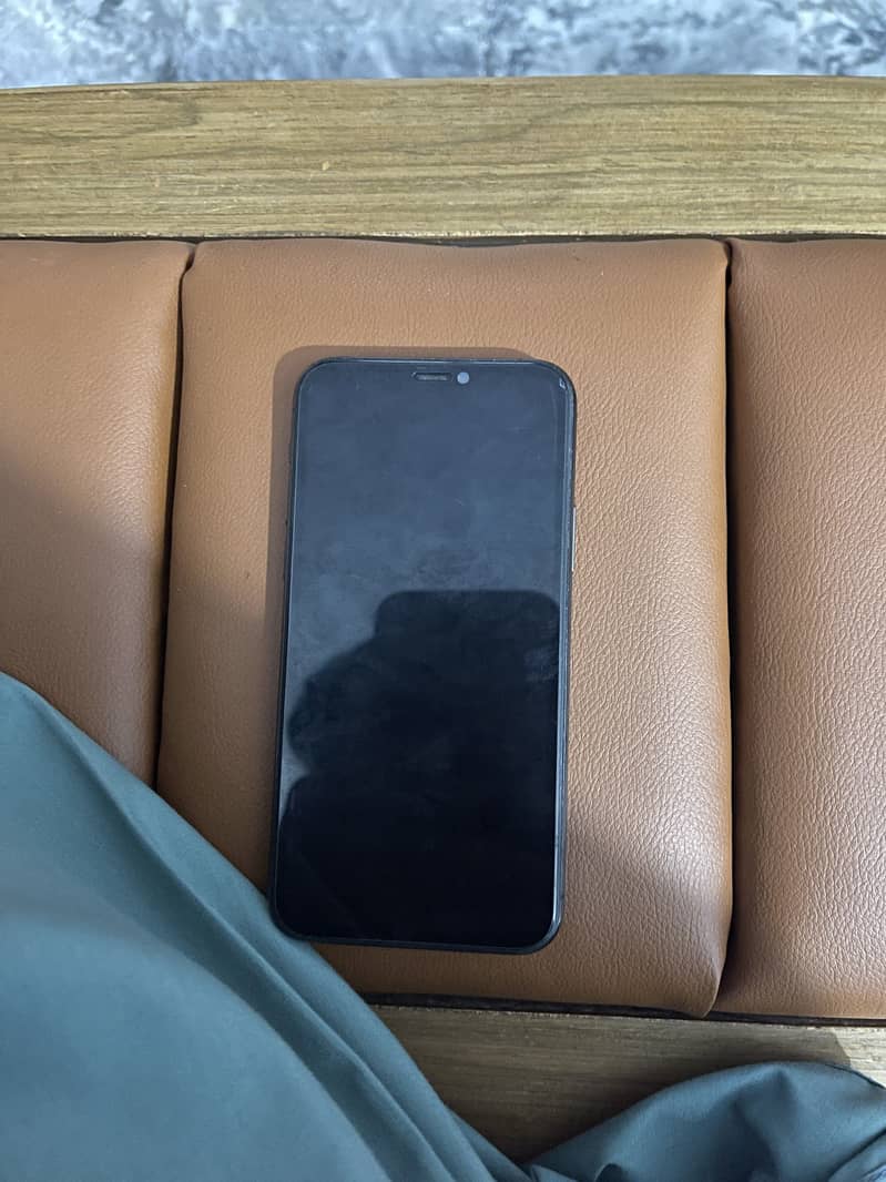 Apple iPhone 11 Pro 1