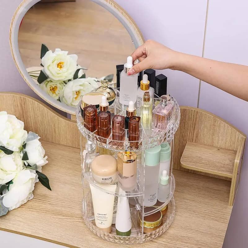 Makeup organizer 4