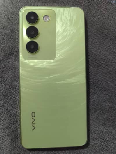 Vivo Y100
