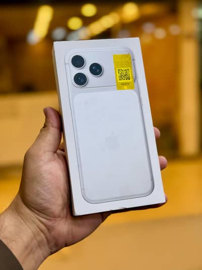 17 pro max 256 gb pta approved physical eSIM Non Active Box Pack
