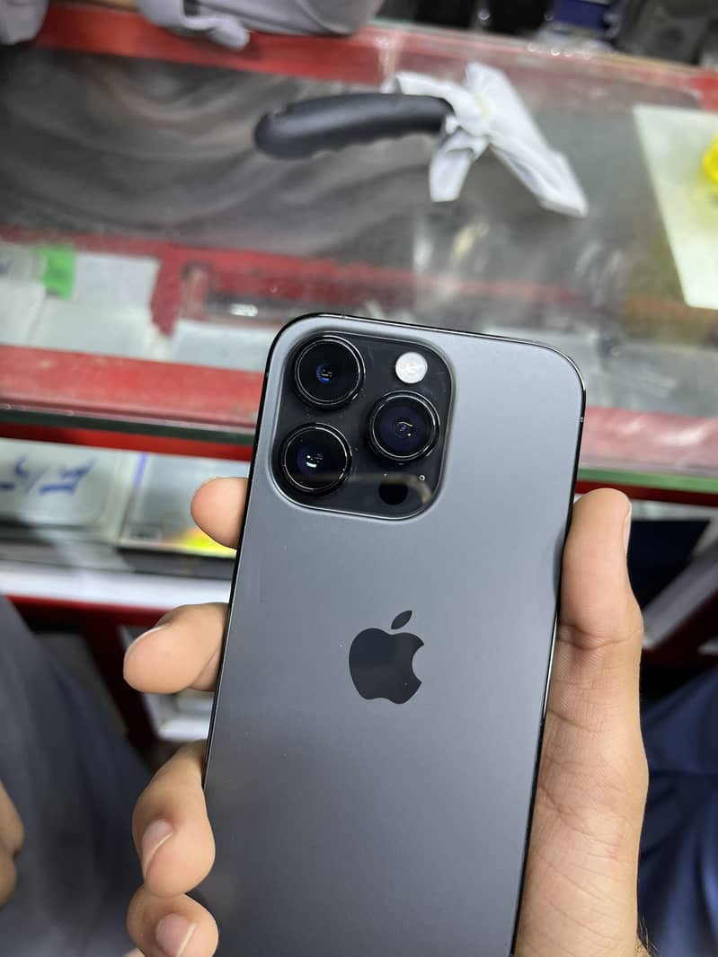 Apple iPhone 14 Pro 4
