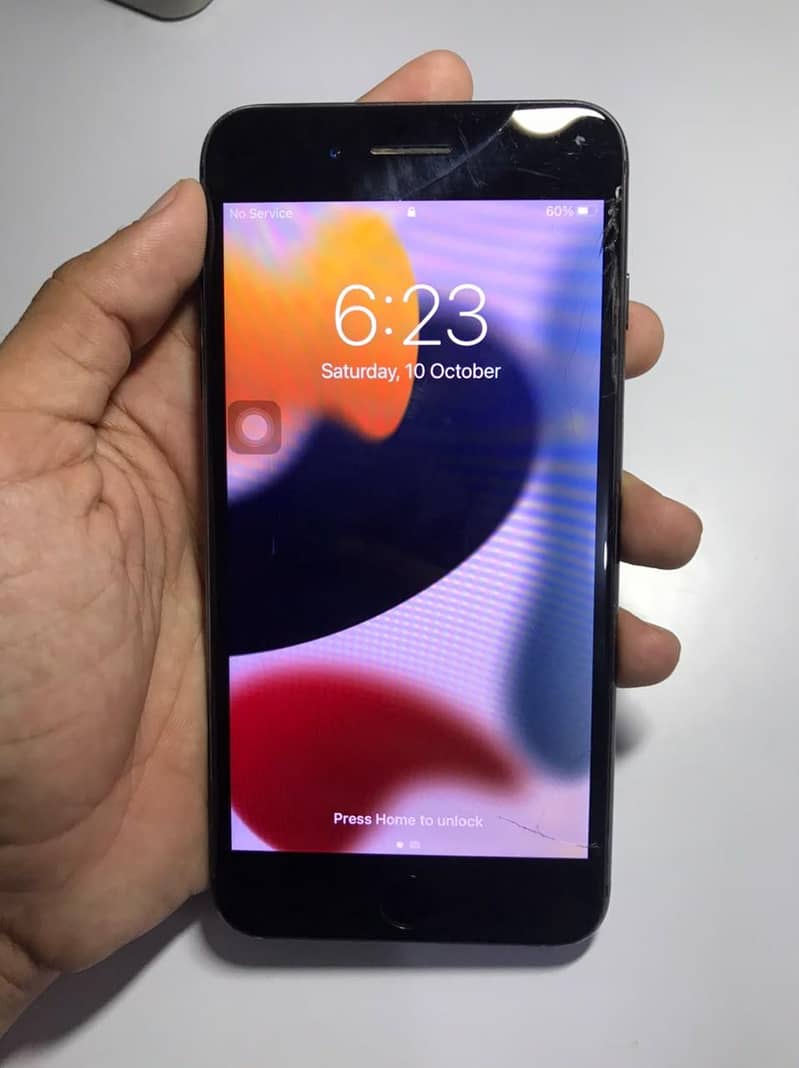 Apple iPhone 7 Plus 5