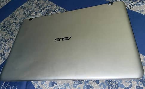 ASUS Laptop i5
