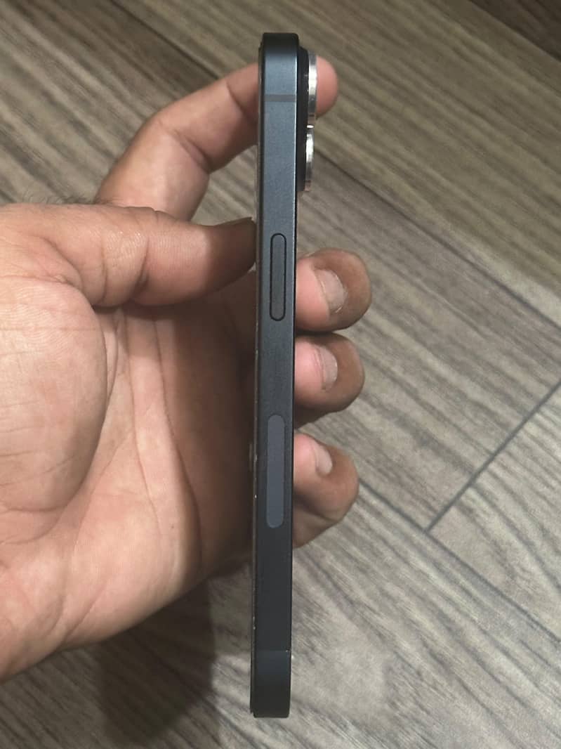 Apple iPhone 14 5