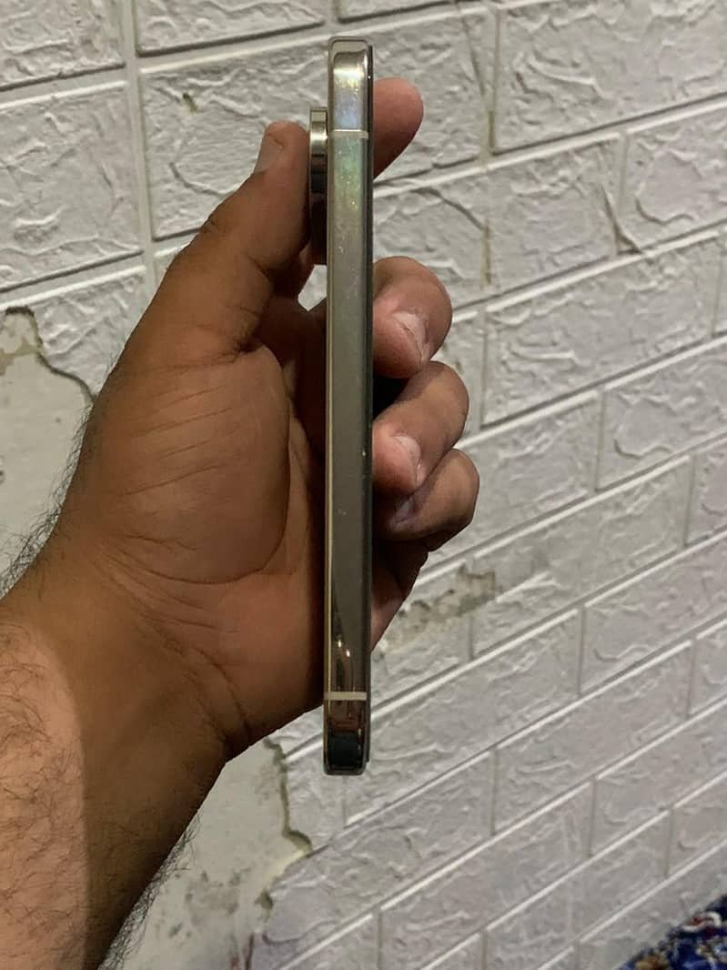 Google Pixel 9 Pro 2
