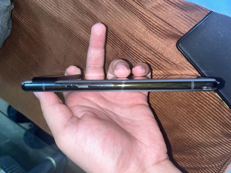 Google Pixel 6 4