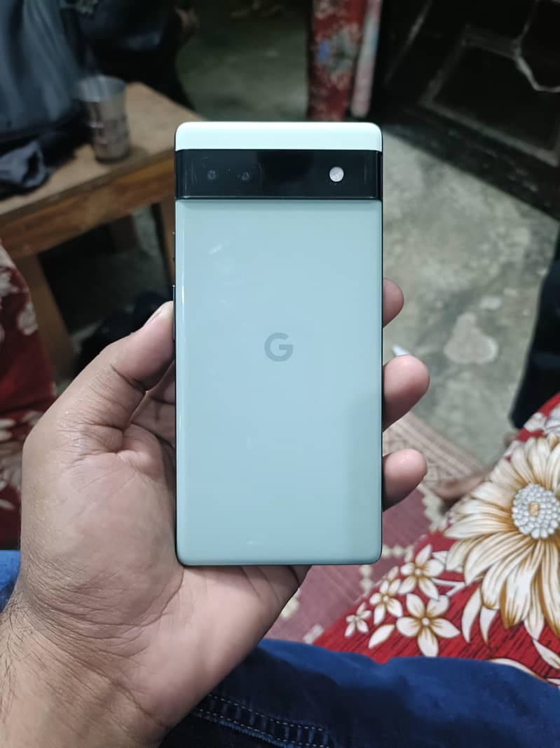 Google Pixel 6a 1