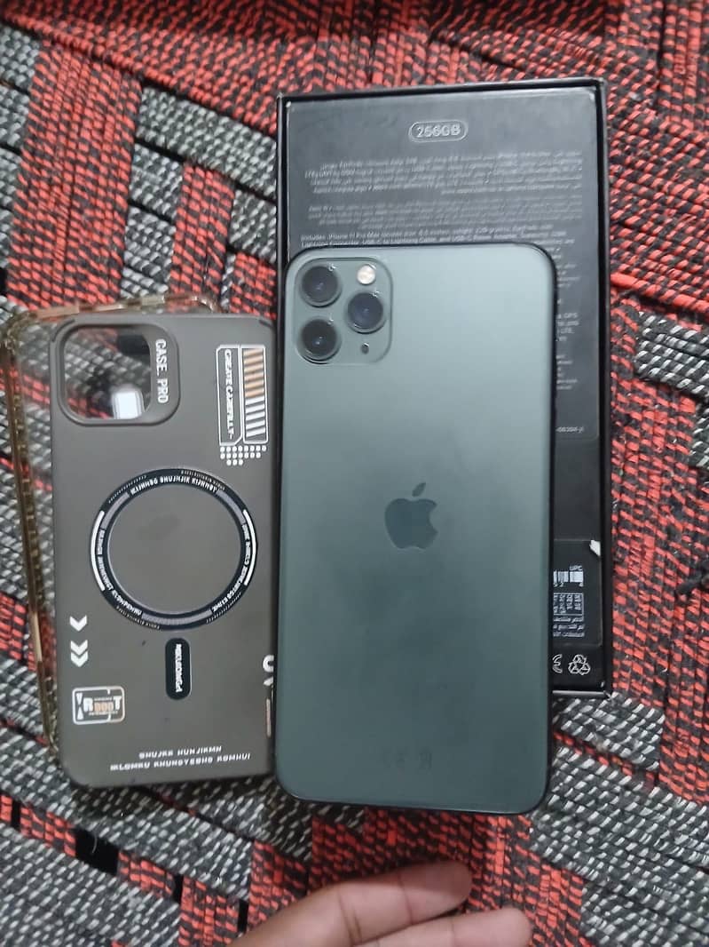 Apple iPhone 11 Pro Max 1