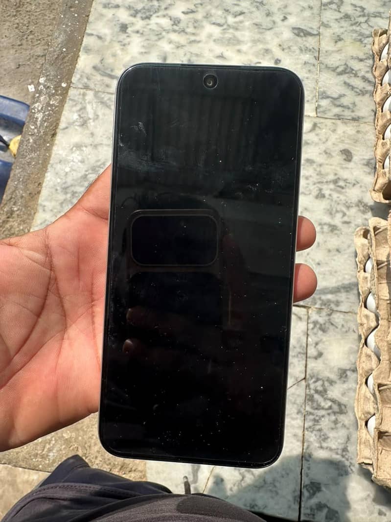 RealMe C100 3