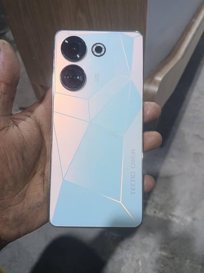 Tecno CAMON 20 Pro 0