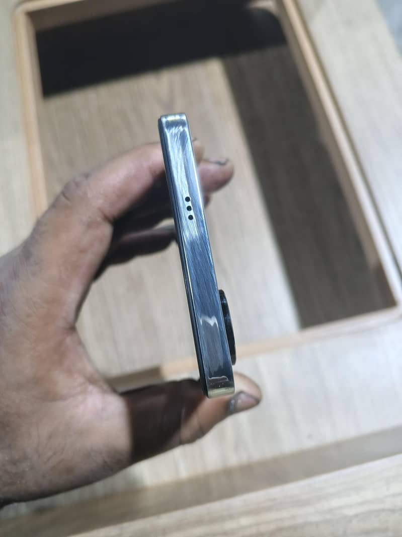 Tecno CAMON 20 Pro 8