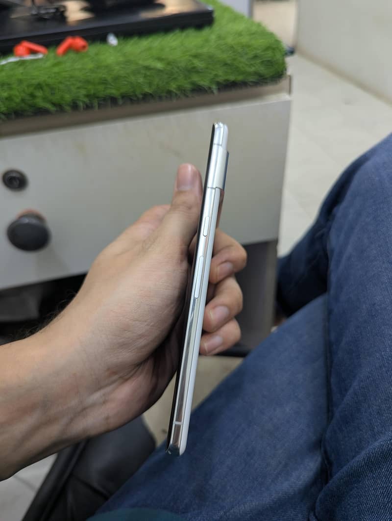 Google Pixel 7 Pro 4