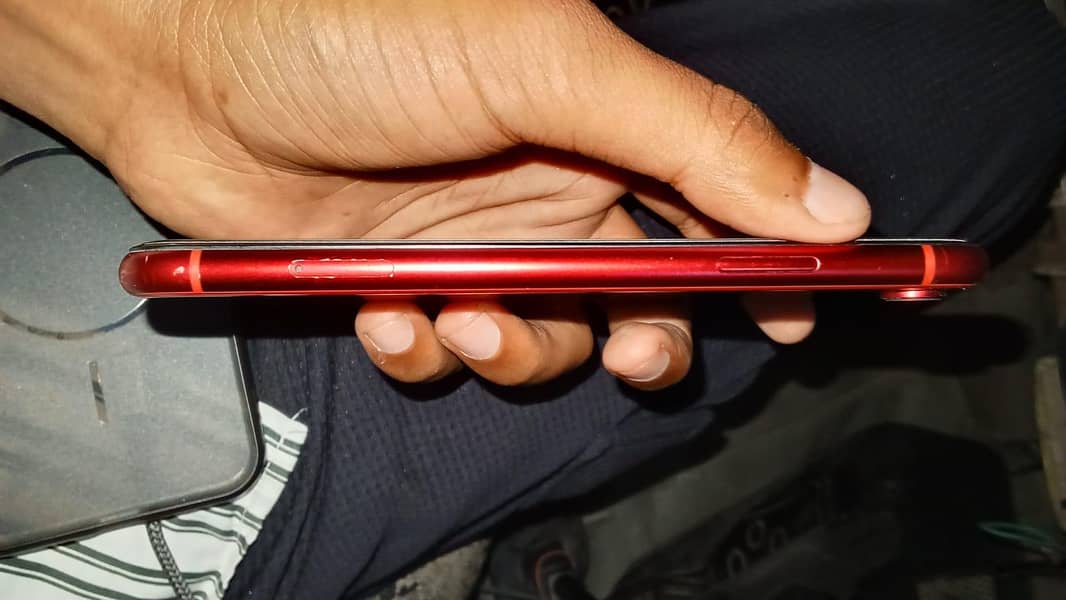 Apple iPhone XR 1
