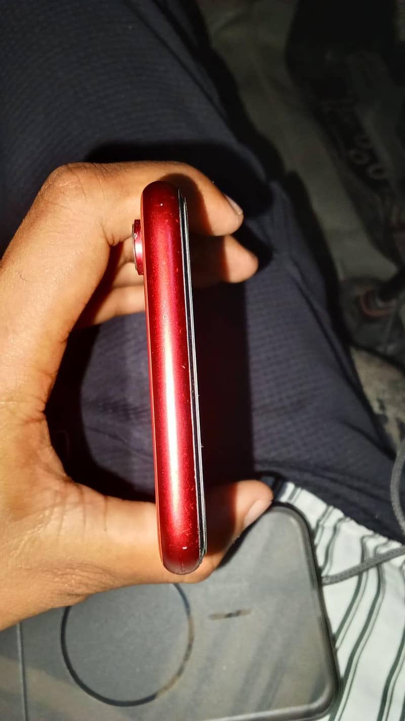 Apple iPhone XR 3