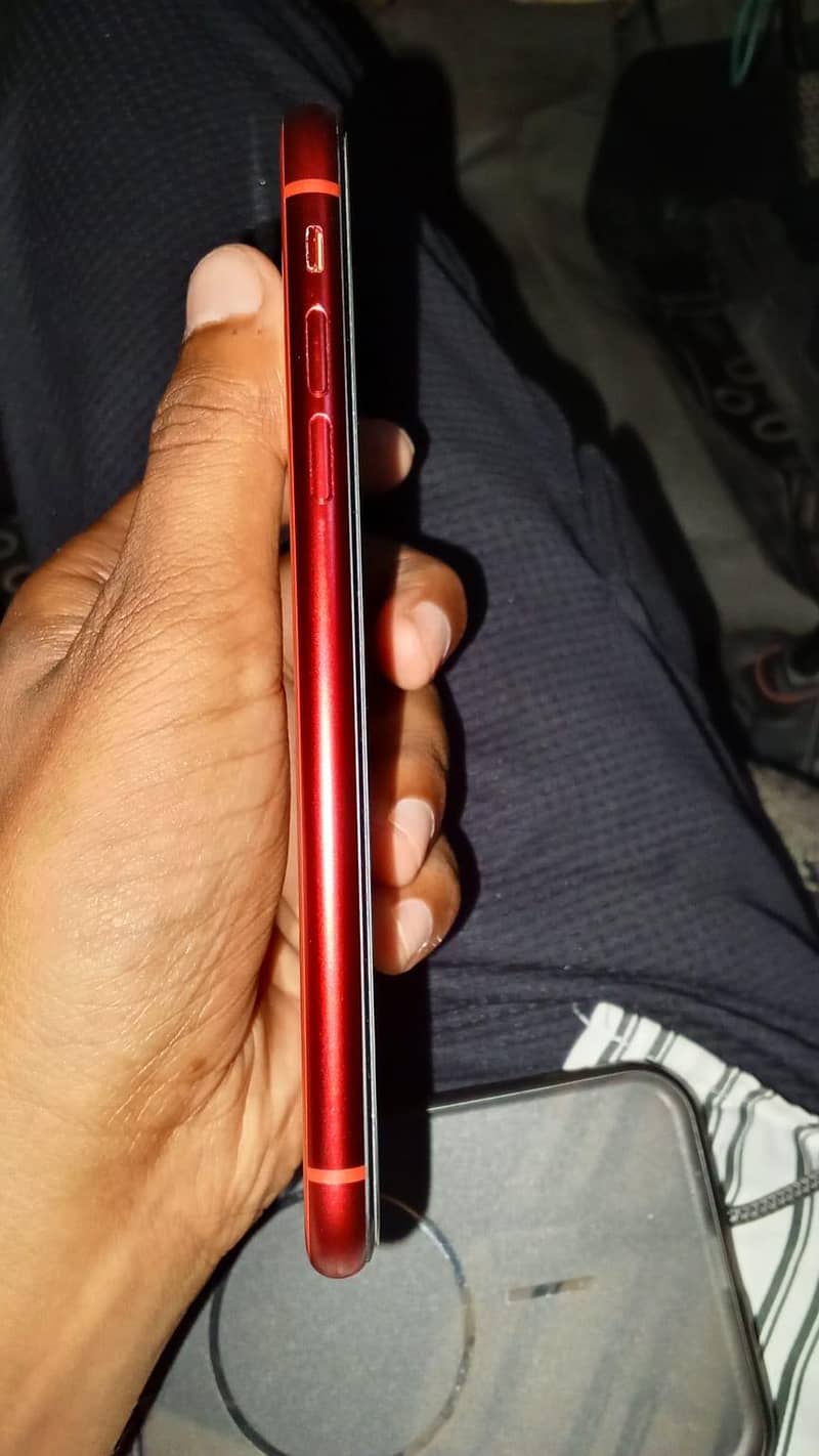 Apple iPhone XR 5