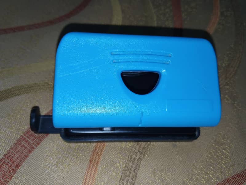 Two Hole Paper Punch Machine 0