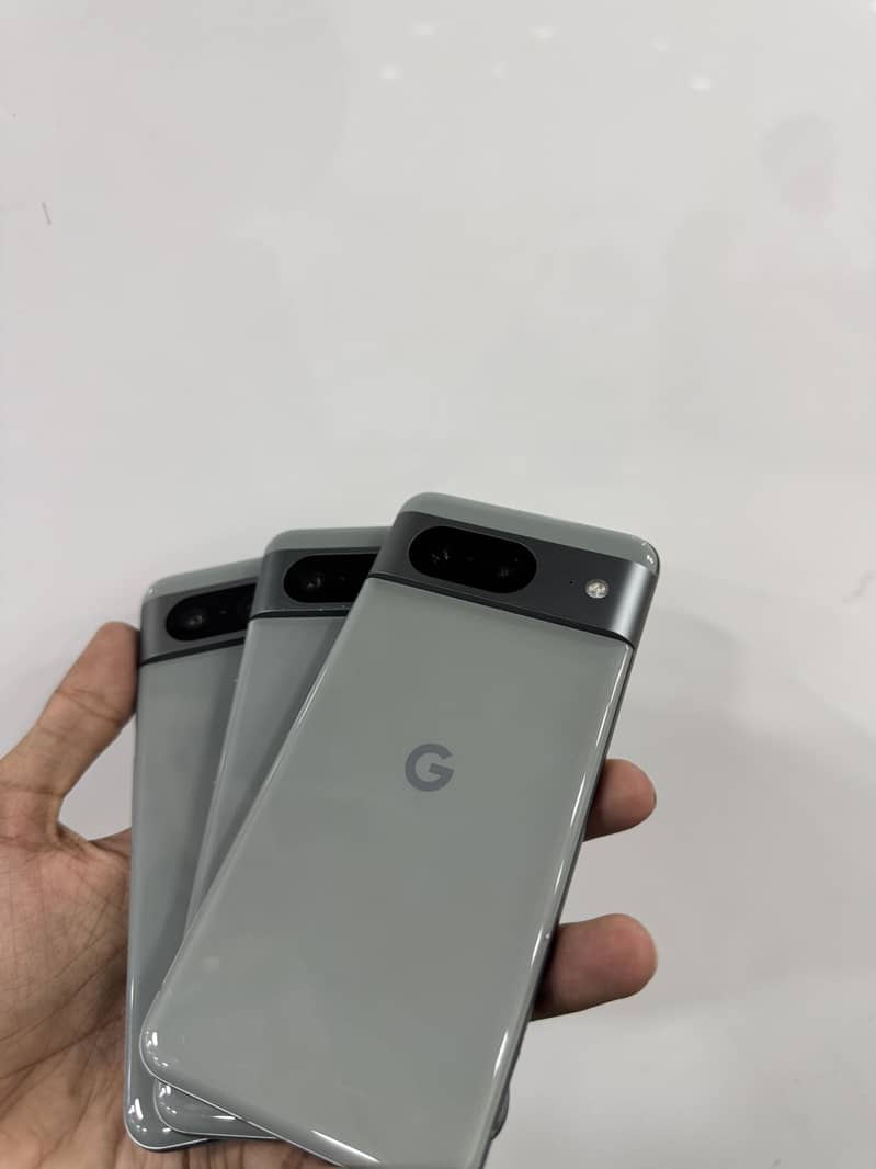 Google Pixel 8 1