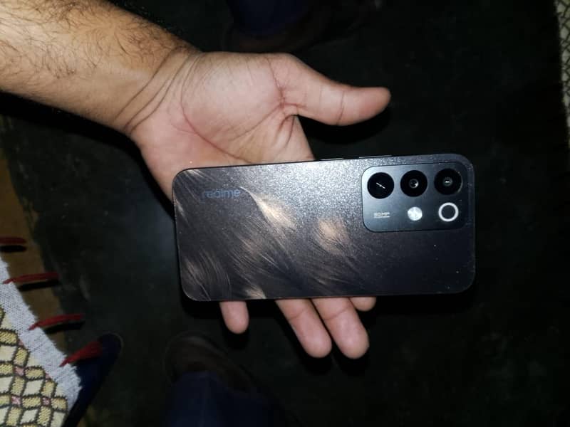 Realme C85 2