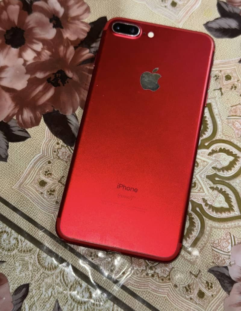 Apple iPhone 7 Plus 3