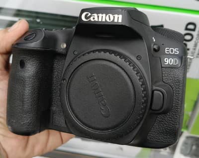 Canon 90d Box pack Condition 1 year warranty