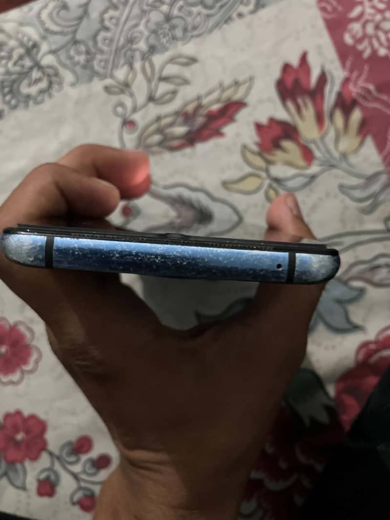 One Plus 7T 6