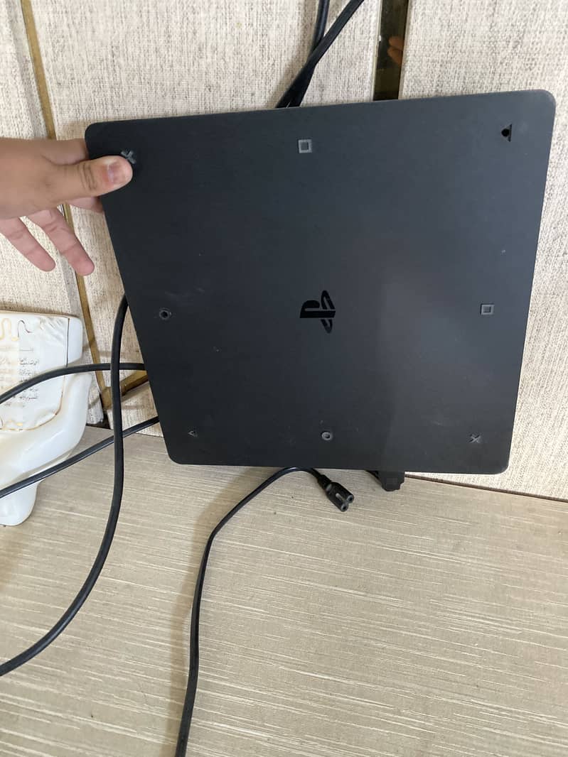 Ps 4 slim 5