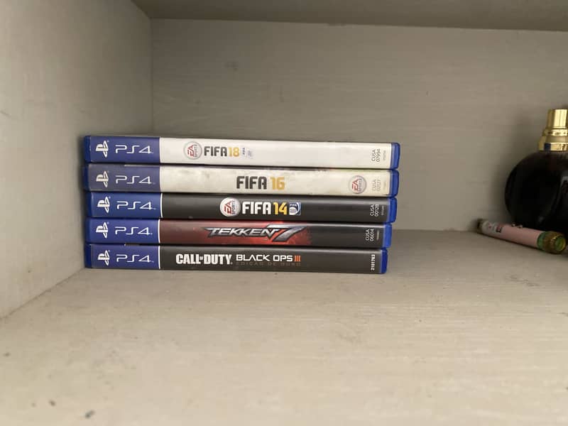 Ps 4 slim 6