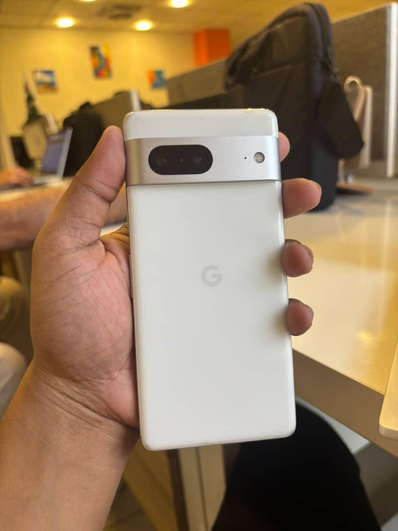 Google Pixel 7 3