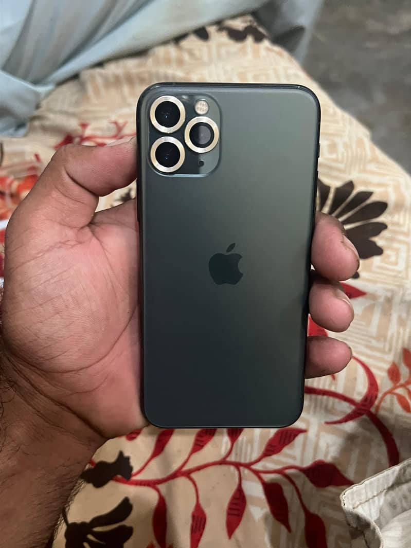 Apple iPhone 11 Pro 3
