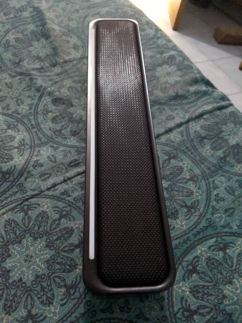Bluetooth speaker bar new 1