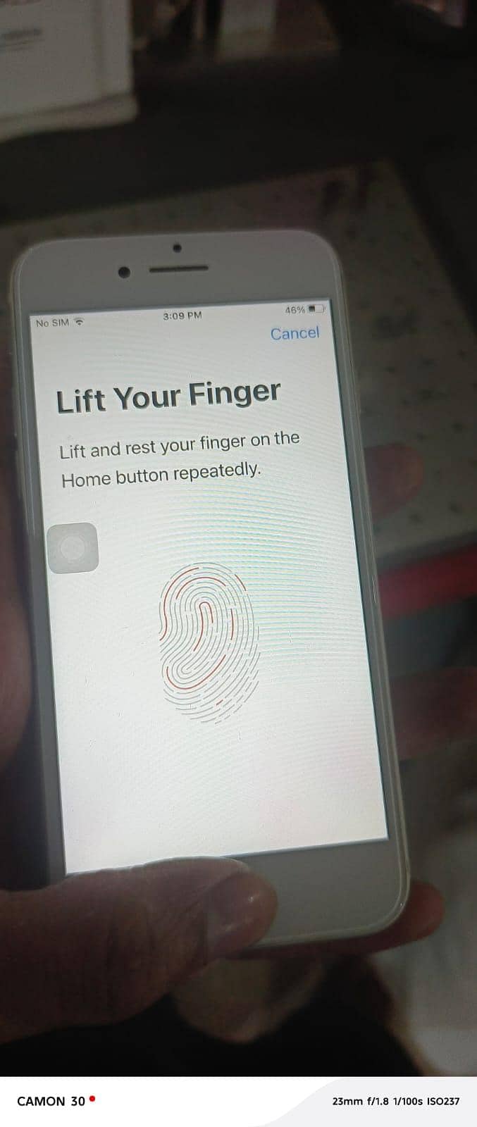 Apple iPhone 8 3